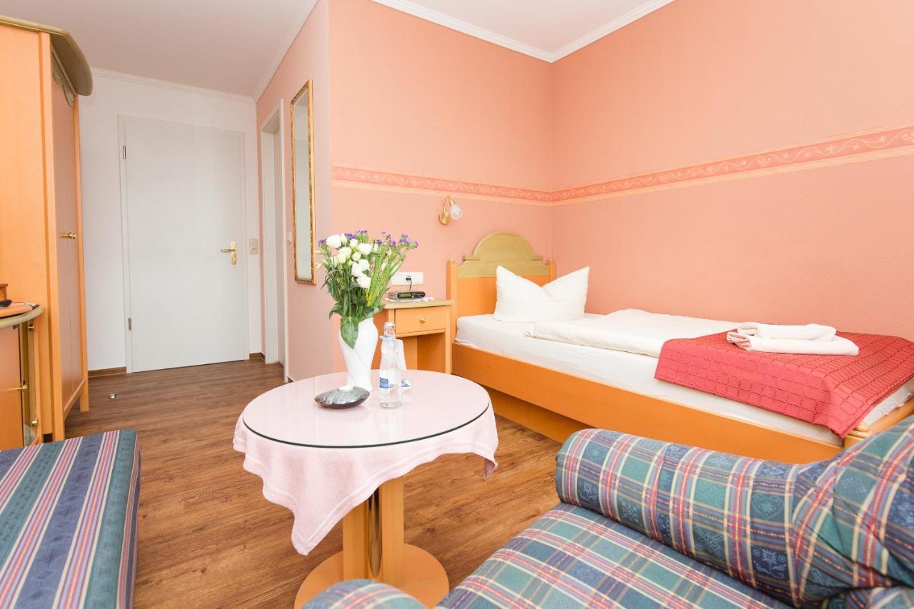 Hotel Garni Am Deich ซิงสท์ ภายนอก รูปภาพ