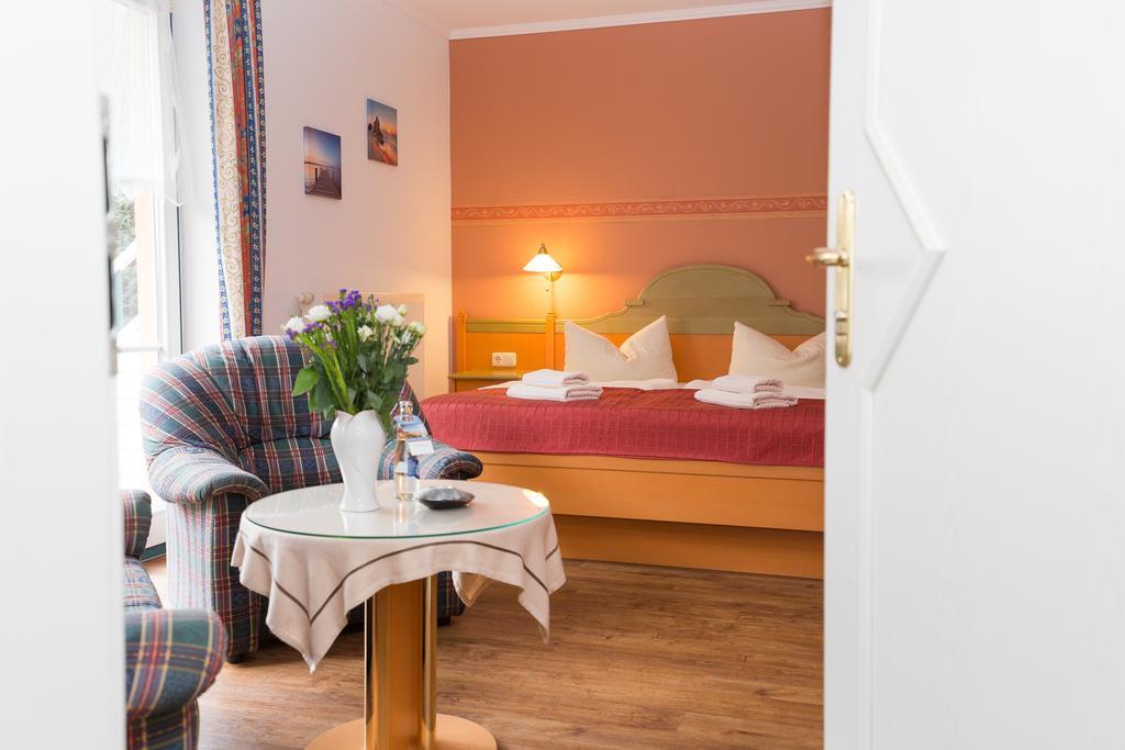 Hotel Garni Am Deich ซิงสท์ ห้อง รูปภาพ